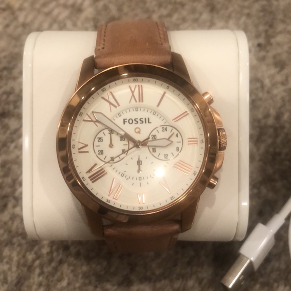 Women’s fossil Q grant watch main image 6